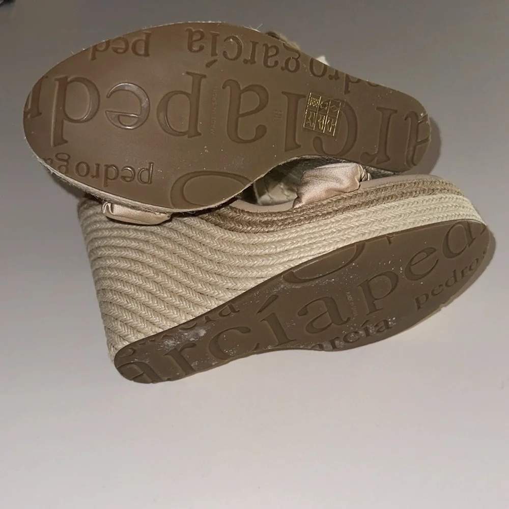 Pedro Garcia store display